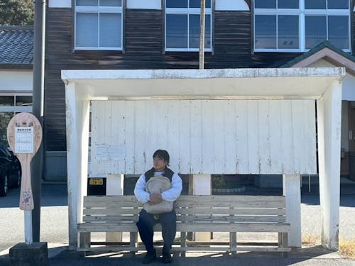 まだ来ないかな...