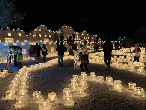 毎年2月に開催するイベントアイスキャンドルミュージアム