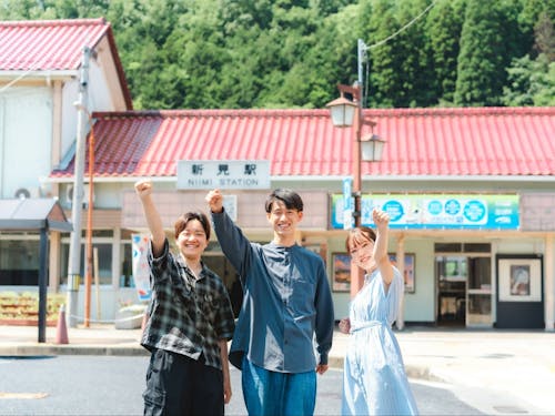 舞台となる「新見駅」活動にはサポートしてくれるメンバーがいます！