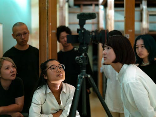 芝居小屋シェアハウス「江原 101」でのワークショップのようす