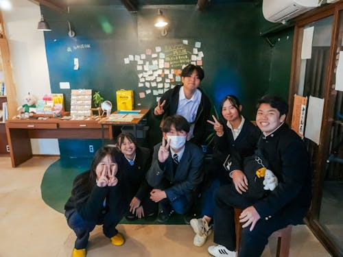 ユースセンターは多くの生徒が集まる居場所になっています。