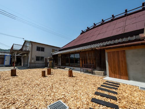 多可町「米菓」の外観