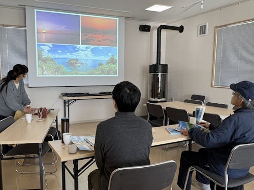 定期船欠航により「飛島探訪」の勉強会開催。ますます島へ行きたい気持ちが大きく。