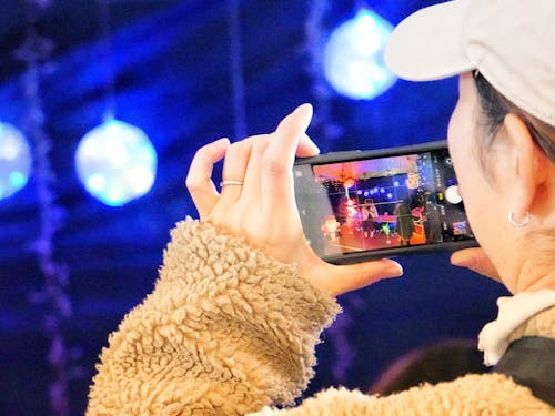 (前回の様子)クリスマスのイルミネーション・フォトブースも好評でした♪