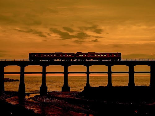 自然との距離が近く田舎暮らしや一次産業に関心がある人には理想的な環境です