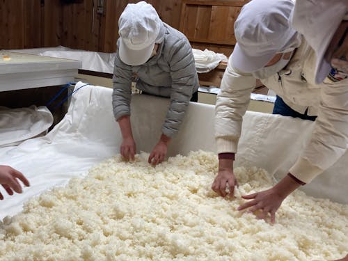 酒造りの要である麹作りもお手伝いできます