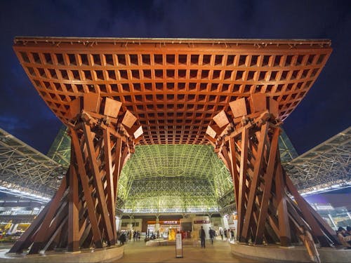 観光から一歩踏み込んだ“ディープな金沢”を体感ください!