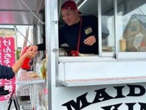 キッチンカー事業「けんちゃんたこ焼き」をスタートさせた協力隊OB