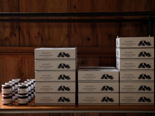 オリジナルブランドの「アールバイエン」を展開。6次産業化にも取り組んでいます。