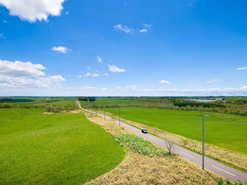 少し郊外に行くと、こんな広大な自然風景が広がります。この景色を日常にしませんか。