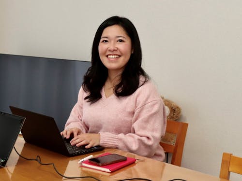 こんな感じでお家で仕事をすることもあります。