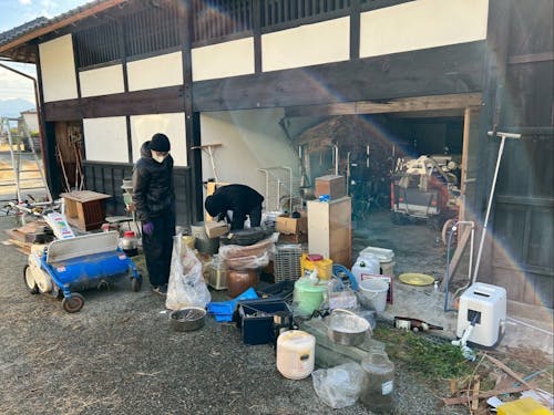 納屋の片付け