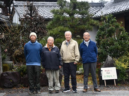 明日の走井を考える会のみなさん。地域を盛り上げるため様々な企画を運営されています