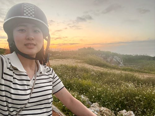 仕事終わりに、ふらっとバイクで島一周ドライブする畑中さん。そんな時間も最高です。