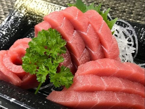 長門市特産品の「油谷産本マグロ」