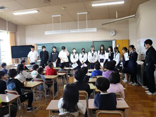 小学校へ出前授業