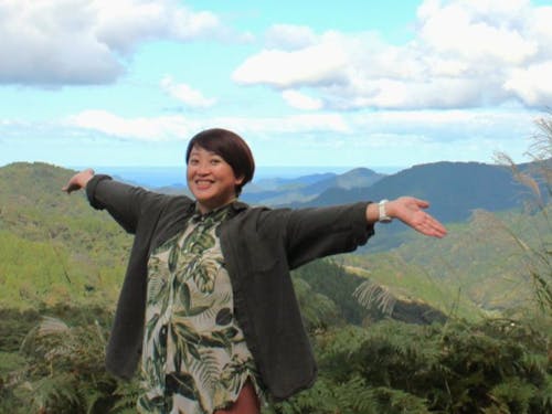 天空の村と呼ばれる絶景の柤岡地区で活動する藤田さん