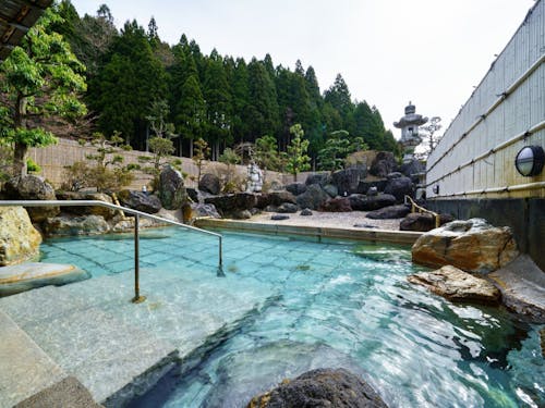 黒部川明日温泉元湯「バーデン明日」