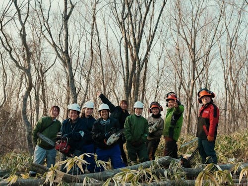 地元と移住希望者との新しい絆を育んだ林業体験ツアー