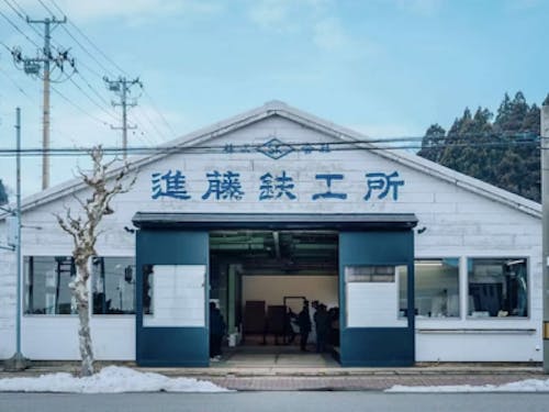 旧鉄工所が酒と食の拠点へ。2026年春開業・男鹿に新たな熱狂を生む「CADAR」