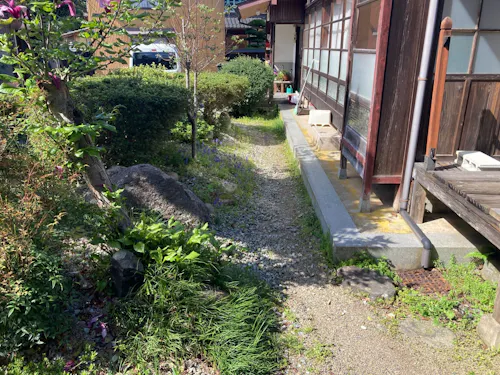 改修前の敷地の様子