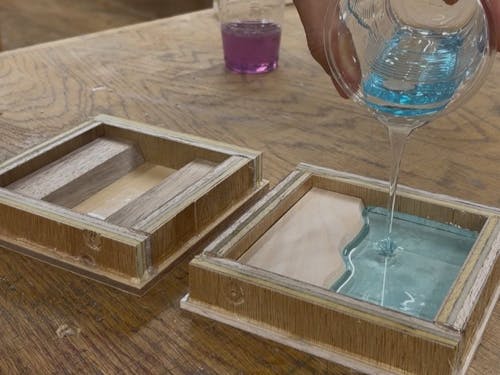 木とレジンを合わせたコースターワークショップ