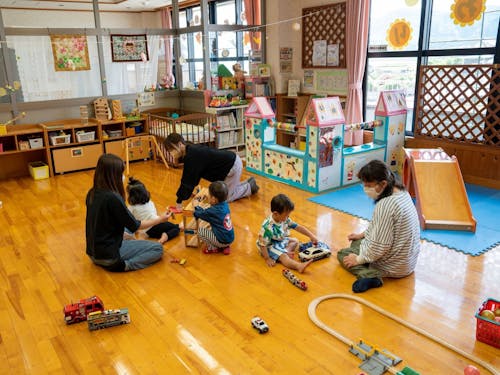 子育て支援センターまるっと