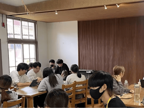 研修中のグループワーク