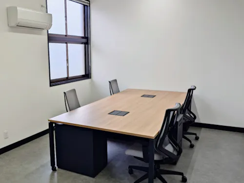 【くらしごとBASE】レンタルオフィス(大)