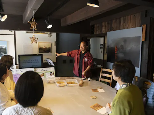 講師(特定非営利活動法人 まるよし)によるワークショップ