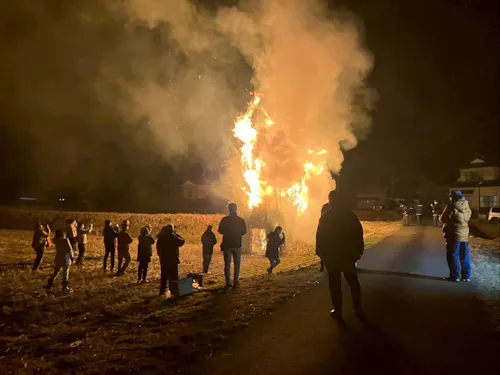 伝統行事「酉小屋」