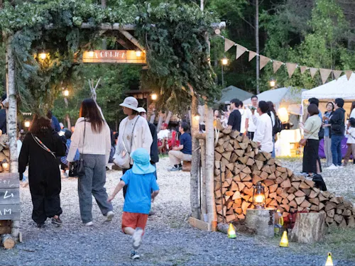 自然と人がつながる、下川町の森の中のイベント「森ジャム」