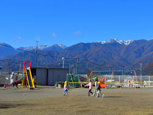 豊かな自然の中で、子は自然と育っていきます🏔