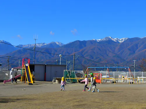 豊かな自然の中で、子は自然と育っていきます🏔