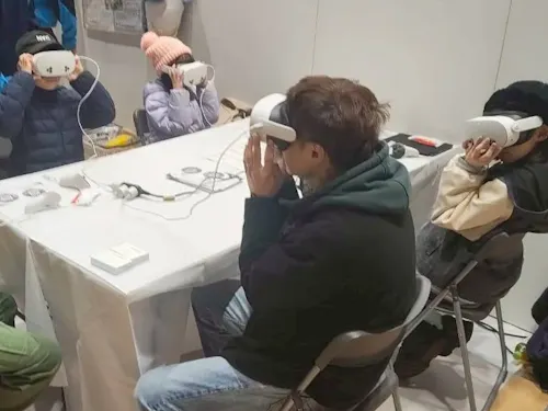 VR工場見学は大人からも子供からも大人気