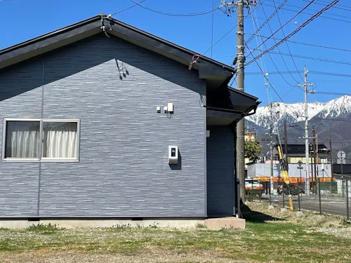 どこに行くにもアクセスの良い住宅。両アルプスが望めます(画像は中央アルプス)