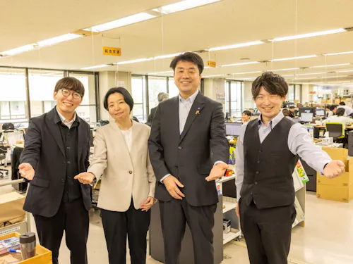 県交通まちづくり課の皆さん。\ご応募をお待ちしております!/