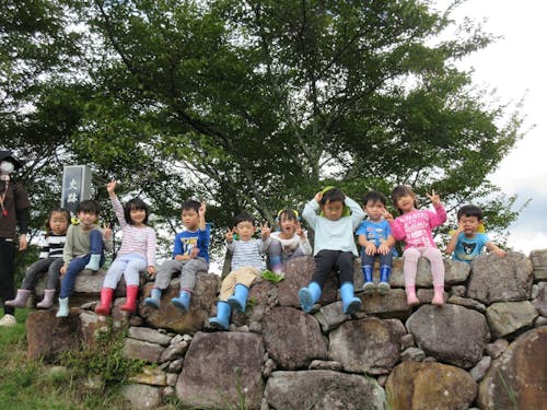 遠足時の集合写真!はいチーズ!