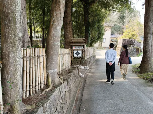 のんびり歩くことで、土地勘を掴んでください