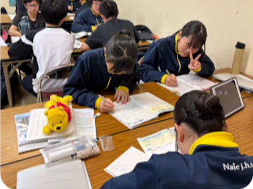 【中学部】それぞれの希望進路に合わせて学習を進めています