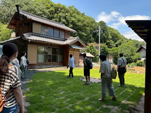 空き家をDIYしたお試し暮らしの宿に訪問
