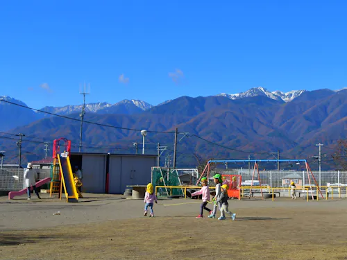 豊かな自然の中で、子は自然と育っていきます🏔