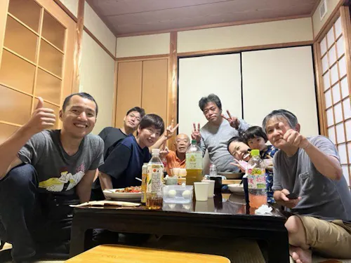 移住した職員同士で仲良くなります。みんなで島暮らしを満喫しています♪