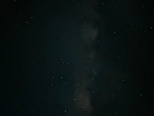 夏の晴れた日の星空は格別!天の川がよく見れます!
