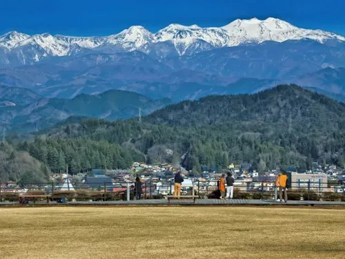 毎日の通勤路に、こんな景色があります。飛騨高山の山里、丹生川町。
