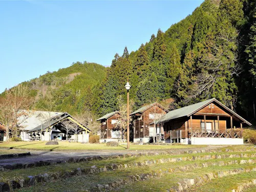 新見市菅生にあるお試し暮らし施設、別所アウトドアスポーツセンター