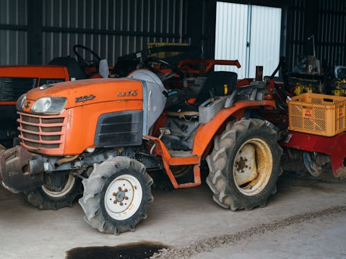 就農後は機械導入の補助もあります