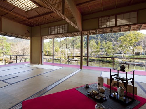 本格的な茶室「瓢月亭(ひょうげつてい)」にてお手前体験もできます☆