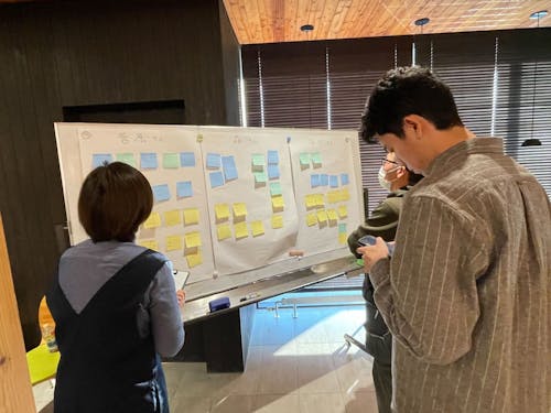 会場やオンラインから質問や応援メッセージ