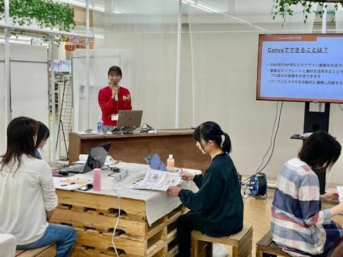 チャレンジショップ「ふらっと」でのSNS活用講座